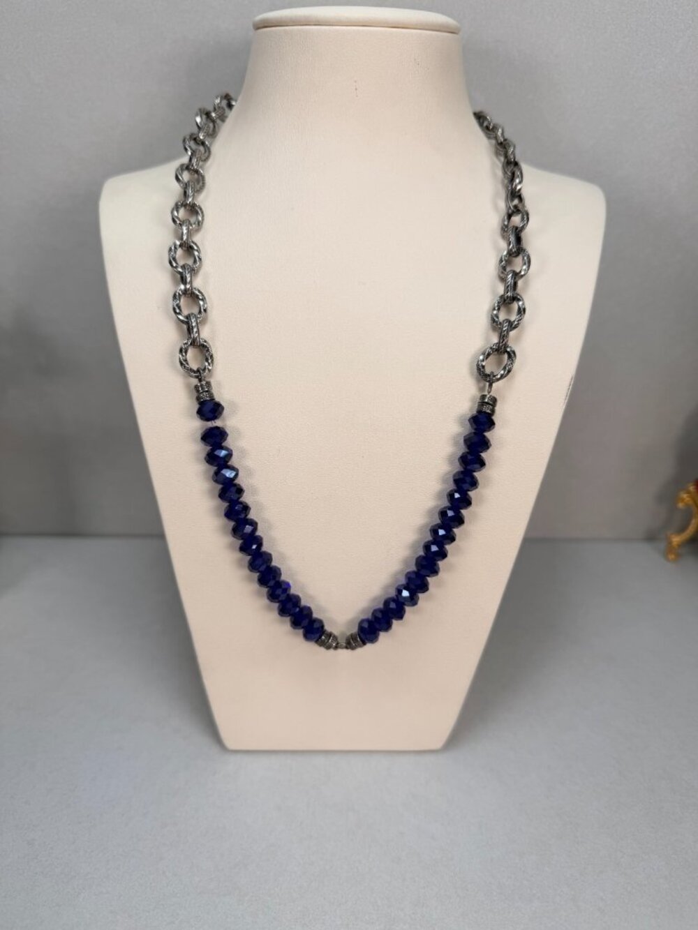 Kirks Folly Blue Faceted Crystal Beaded Necklace Silver Tone Fantasy Jewelry - Picture 2 of 9
